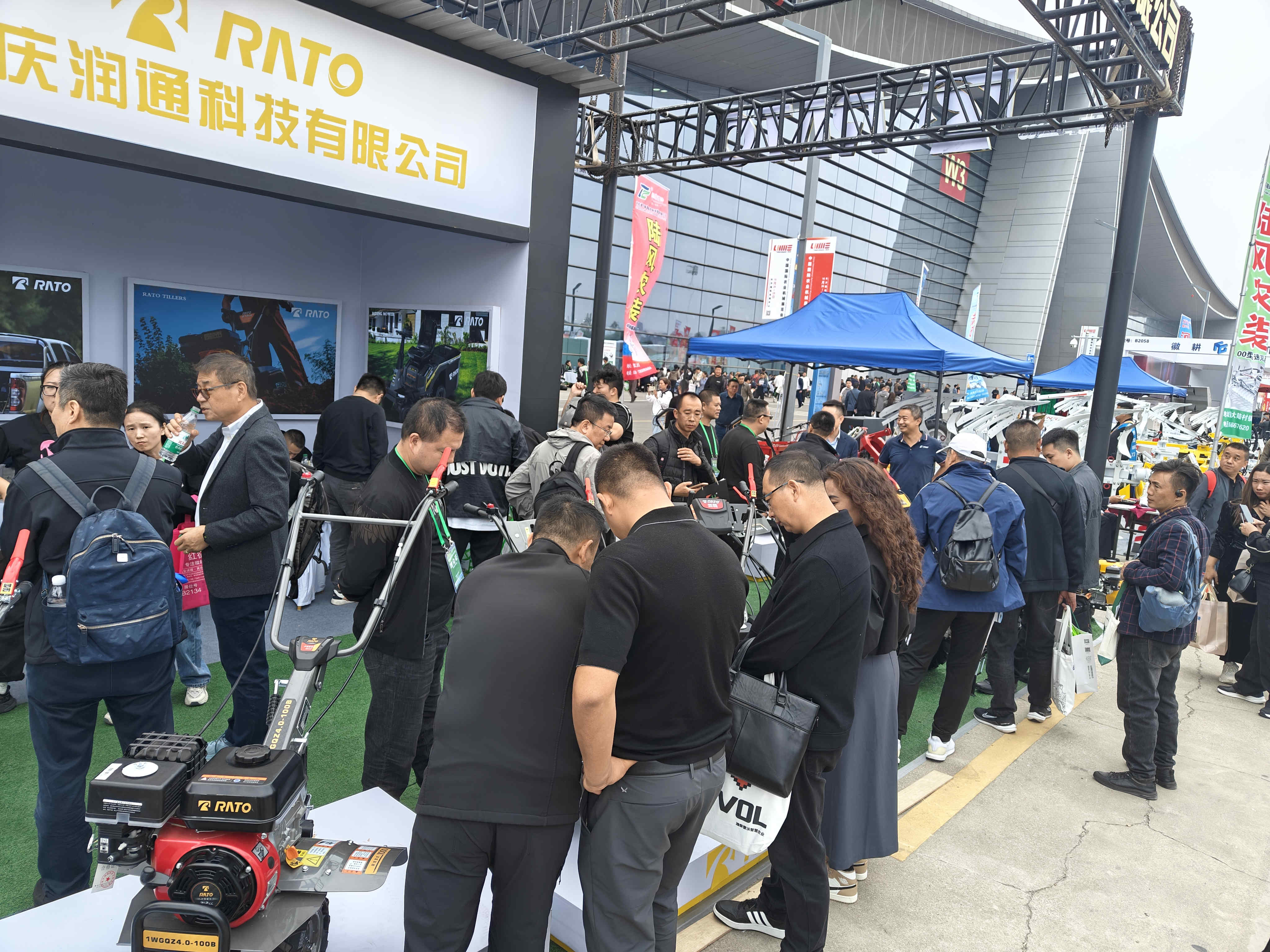循新出發(fā) 向質而行丨潤通科技攜智能農機新品亮相2024中國國際農機展